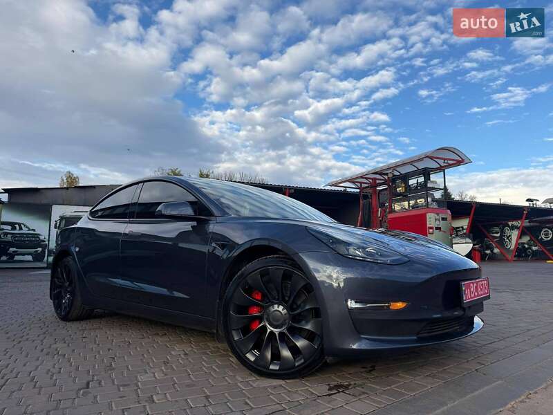 Tesla-4