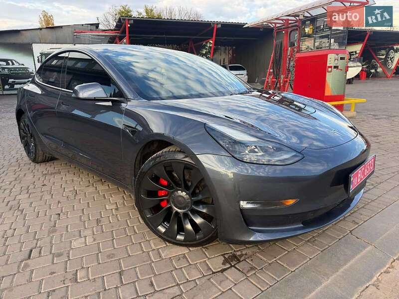 Tesla-5