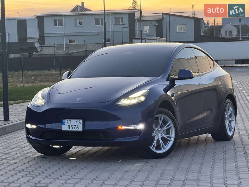 Tesla-3