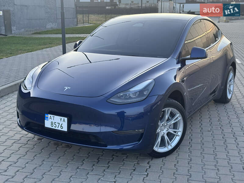 Tesla-21