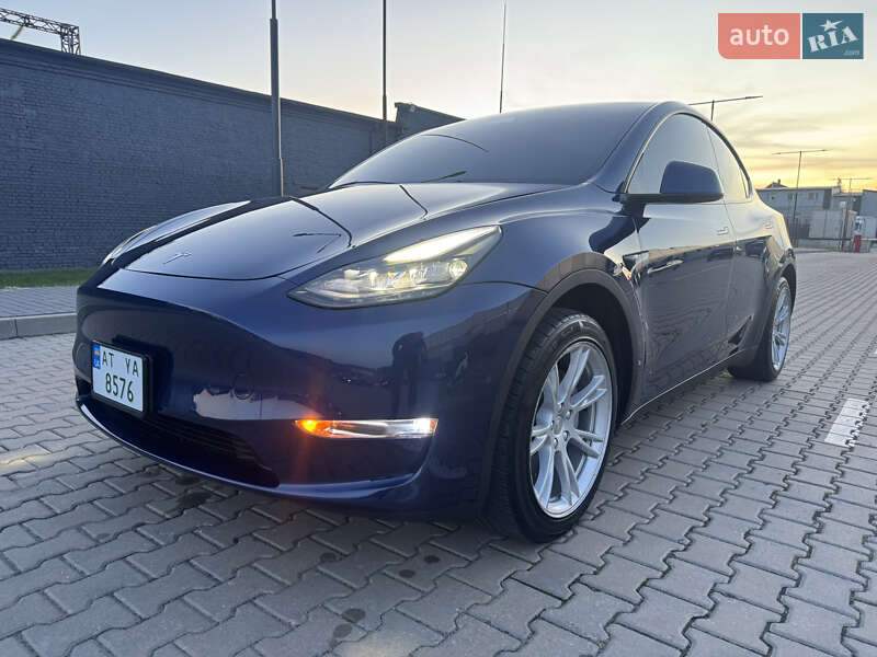 Tesla-30