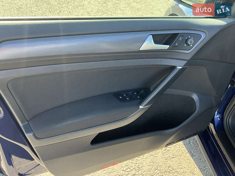 Volkswagen e-Golf 2018