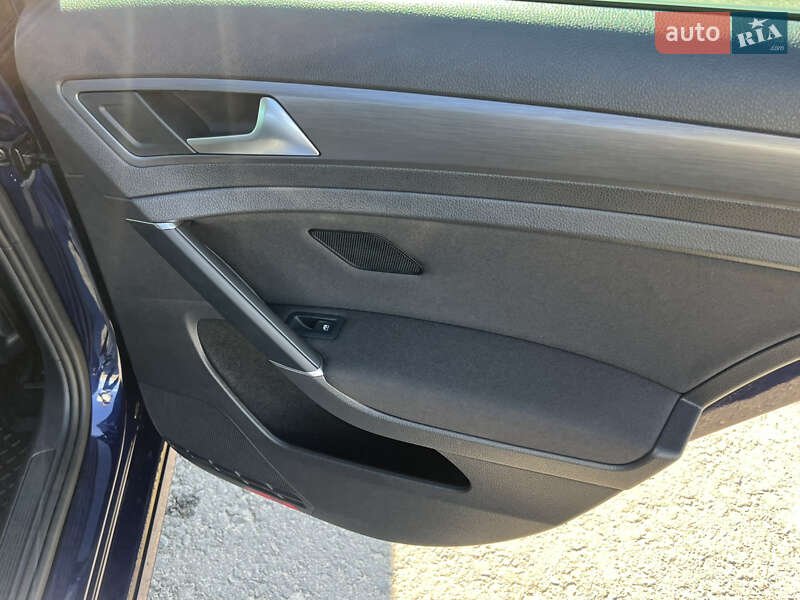 Volkswagen e-Golf 2018