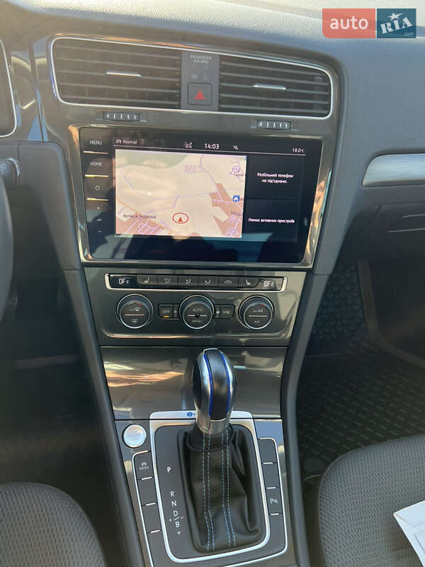 Volkswagen e-Golf 2018