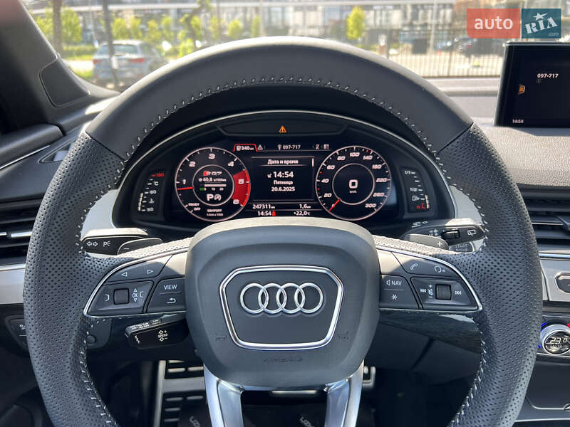 Audi-52