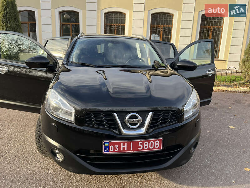 Nissan-161