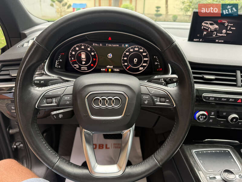 Audi-2