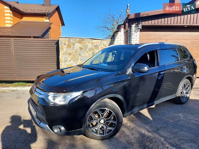 Mitsubishi Outlander 2014