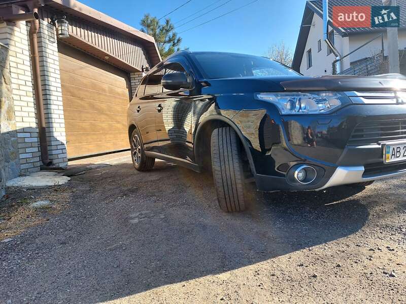 Mitsubishi Outlander 2014