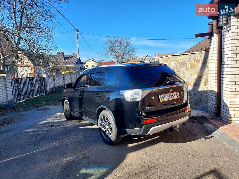 Mitsubishi Outlander 2014