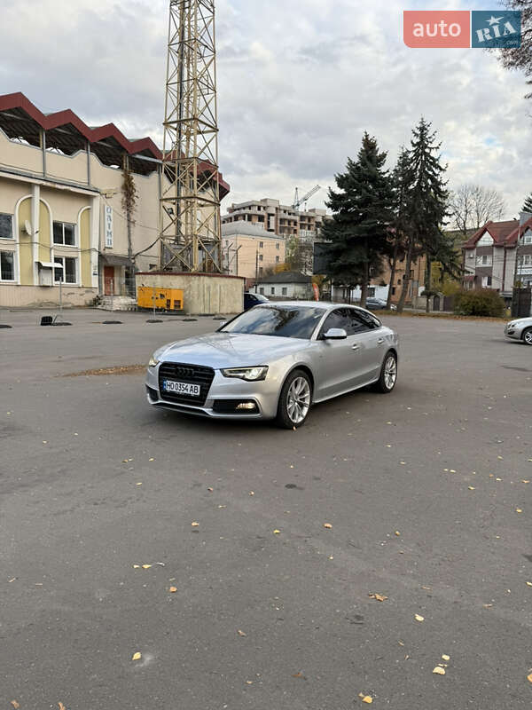 Audi-30