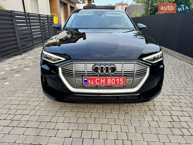 Audi-64