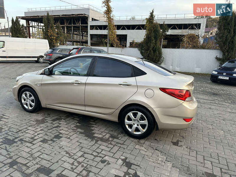 Hyundai-6
