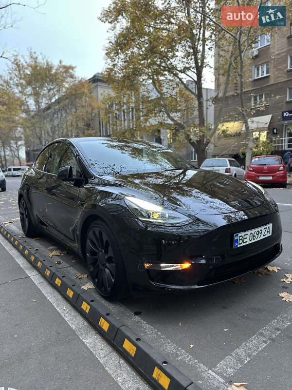 Tesla-4