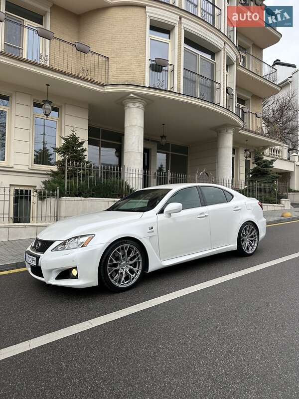 Lexus-4
