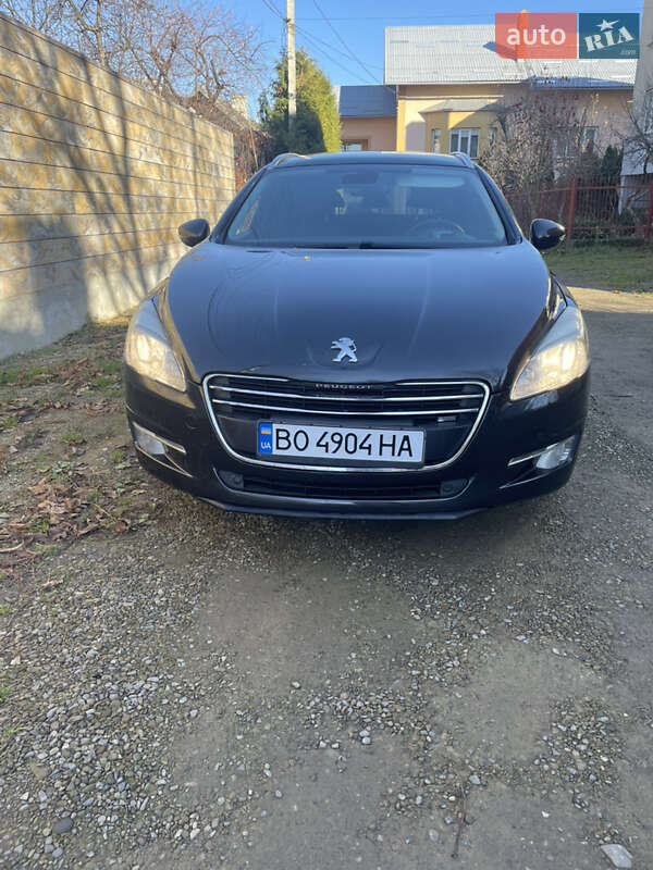 Peugeot-4