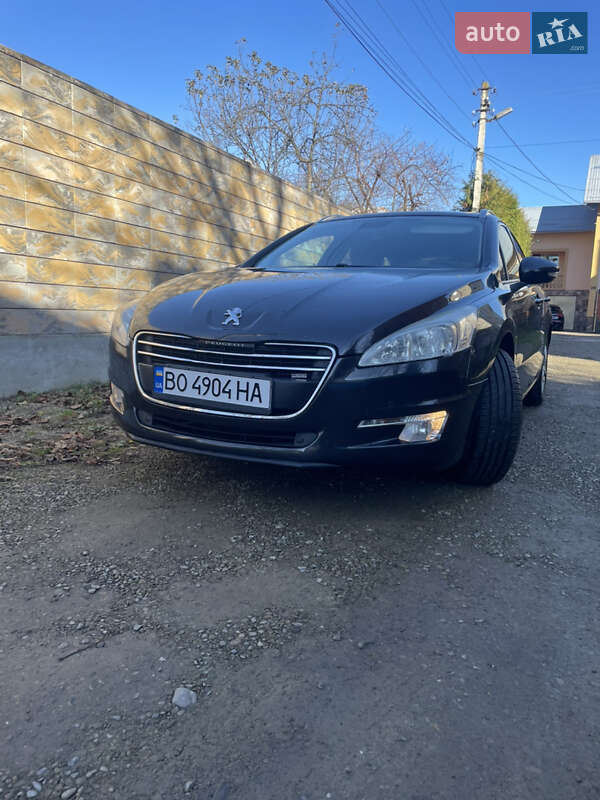 Peugeot-5