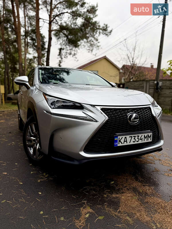 Lexus-5