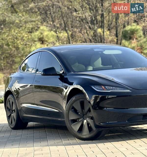 Tesla-16
