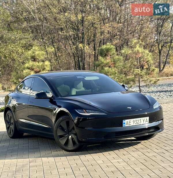 Tesla-3