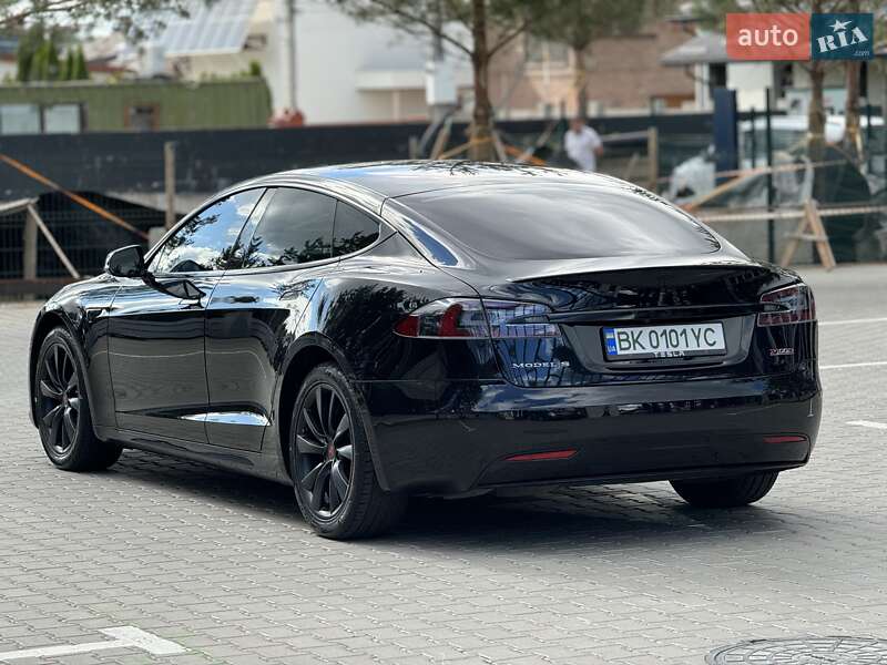 Tesla-36