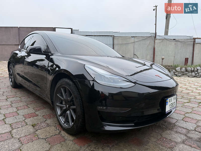 Tesla-26
