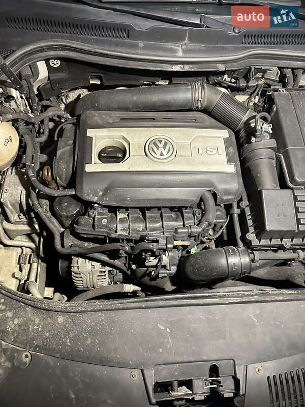 Volkswagen-0