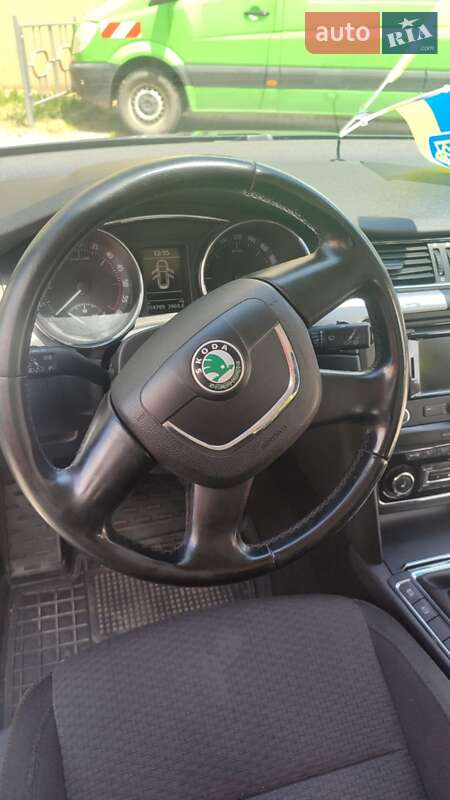 Skoda-16