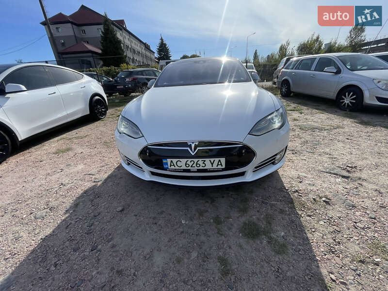 Tesla-3