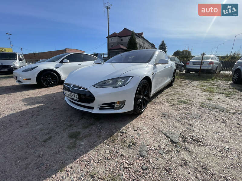Tesla-4