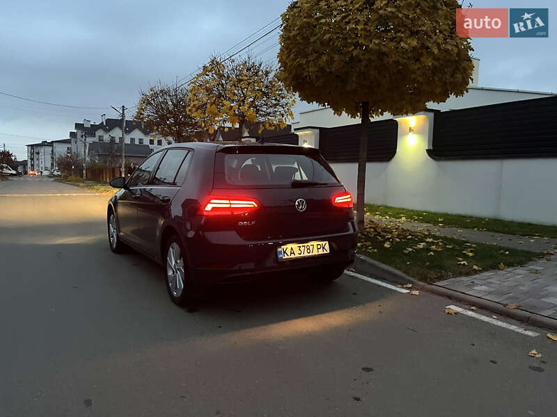 Volkswagen Golf 2020