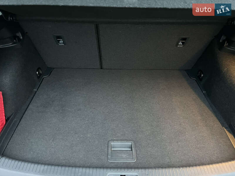 Volkswagen Golf 2020