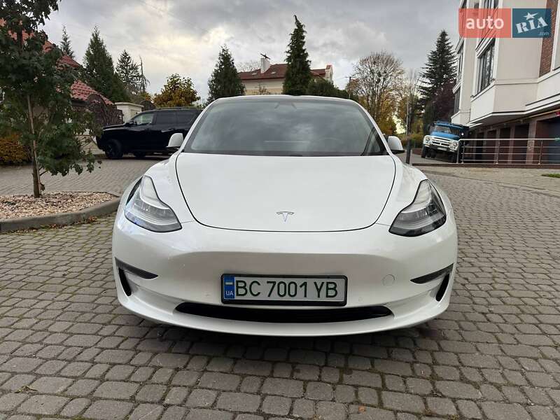 Tesla-20