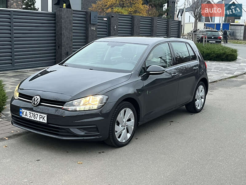 Volkswagen Golf 2020