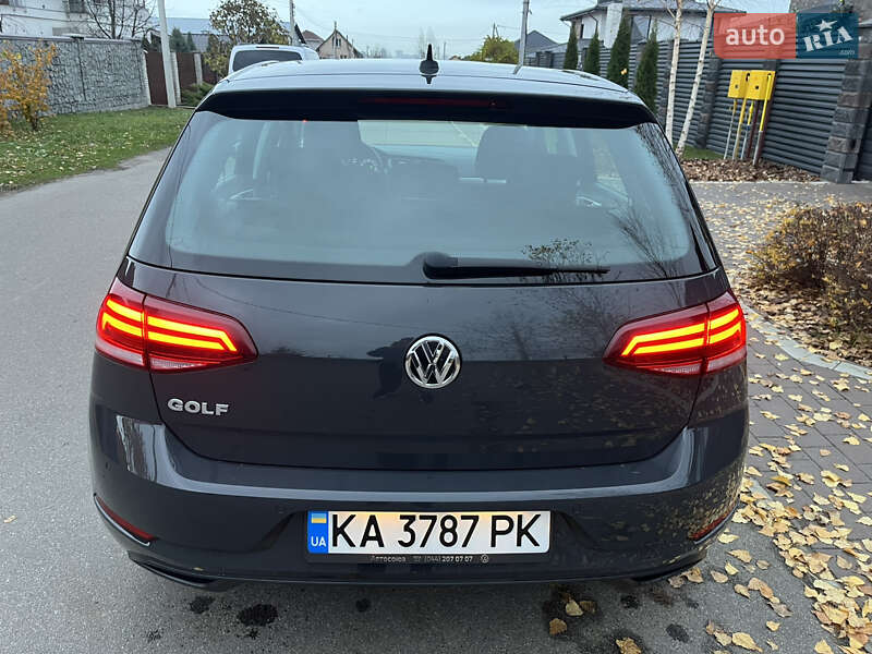 Volkswagen Golf 2020