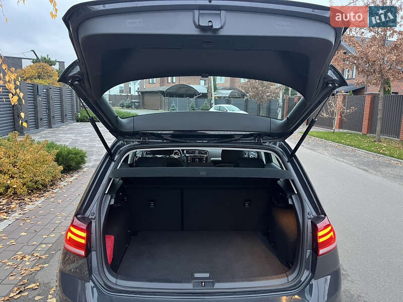 Volkswagen Golf 2020