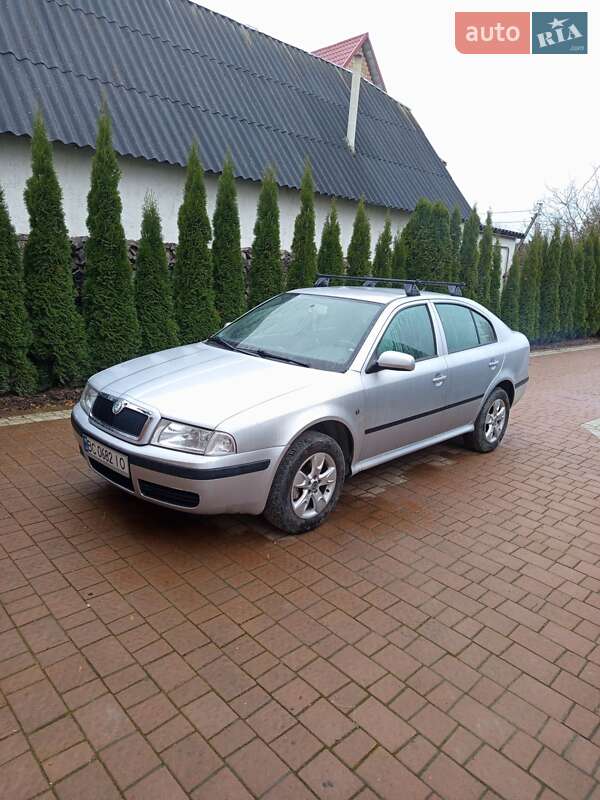 Skoda-0