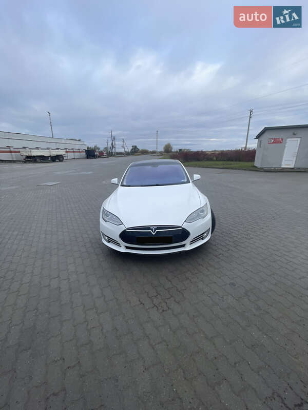 Tesla-5