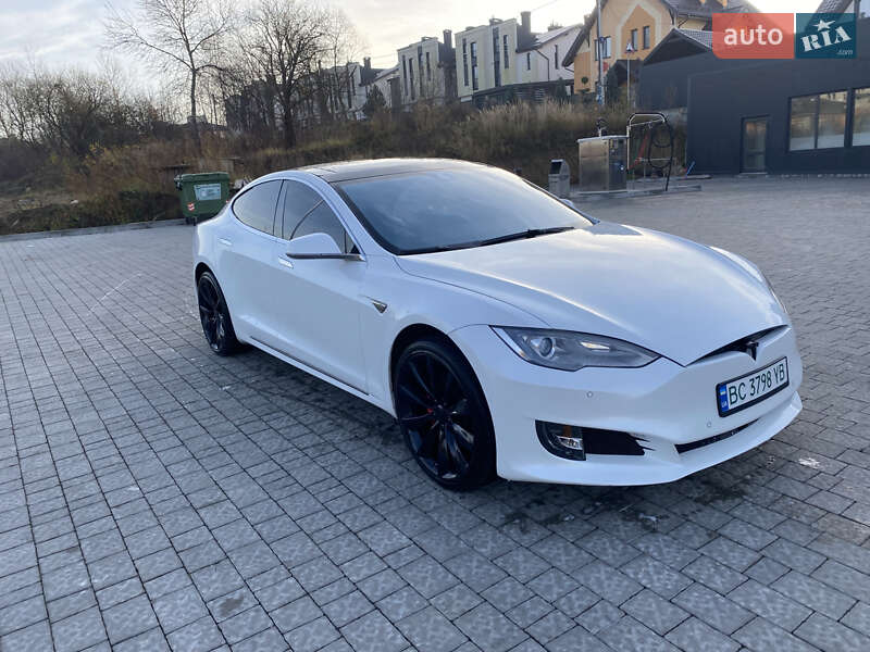 Tesla-18