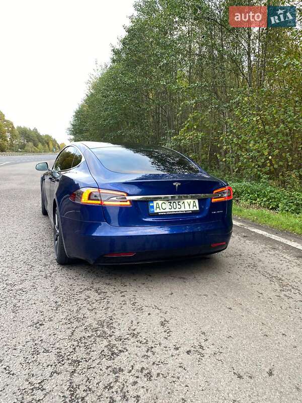 Tesla-31