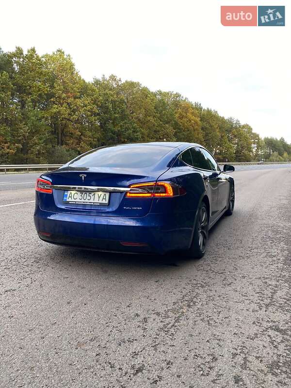 Tesla-43