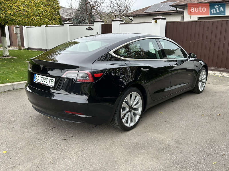 Tesla-4