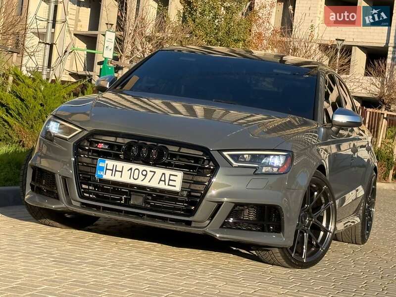 Audi-4