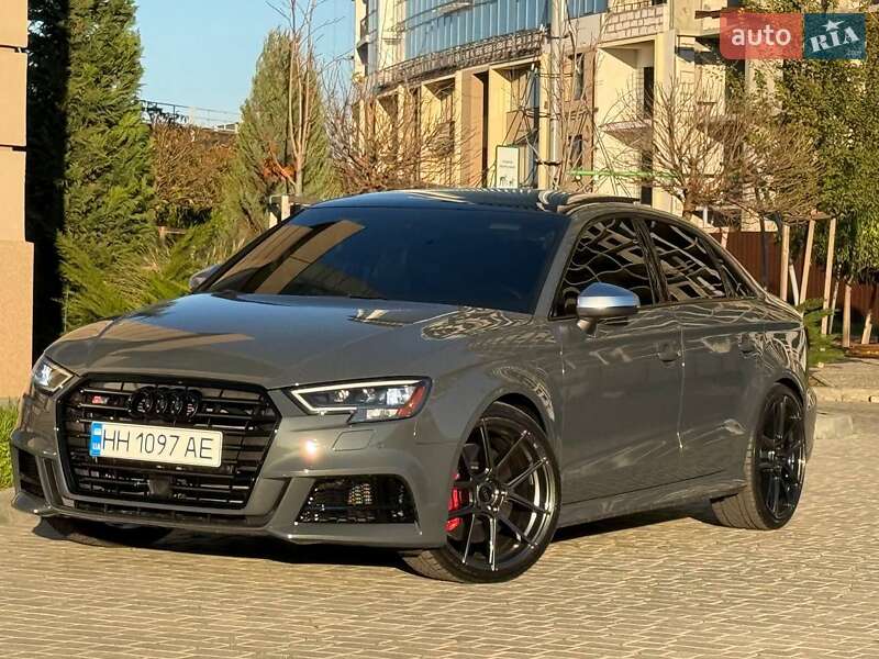 Audi-43