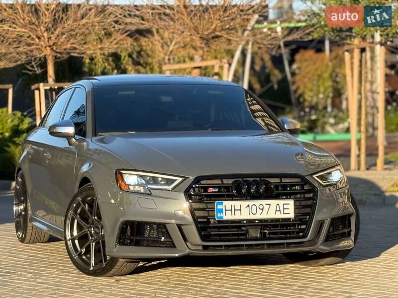 Audi-44