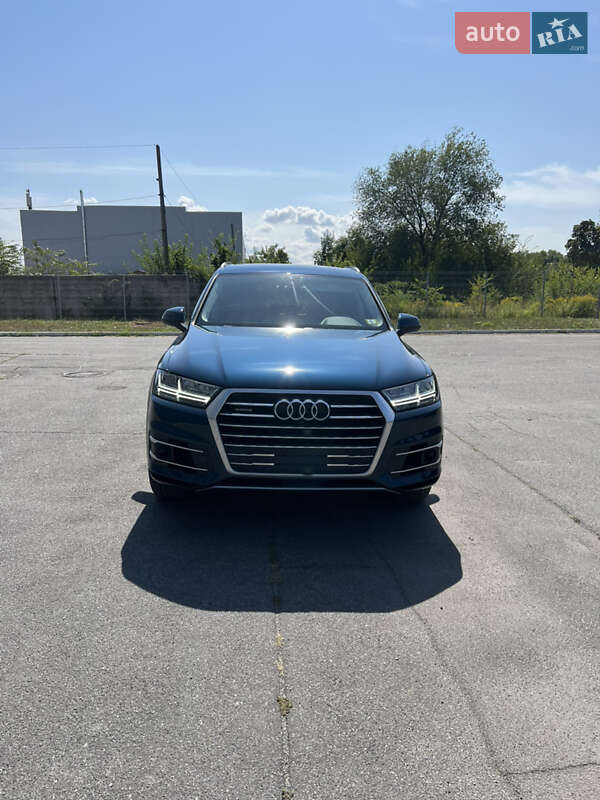 Audi-4