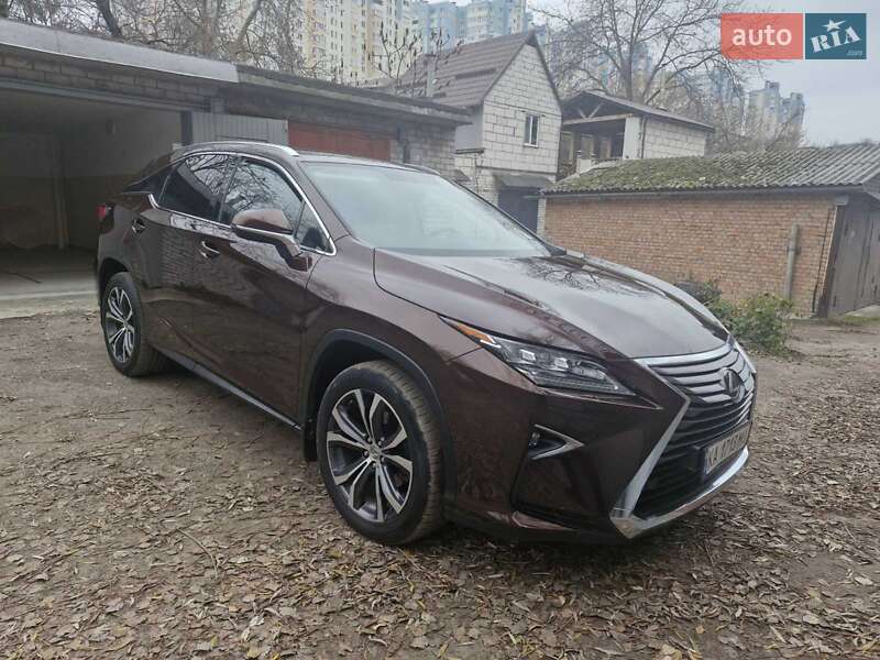 Lexus-25
