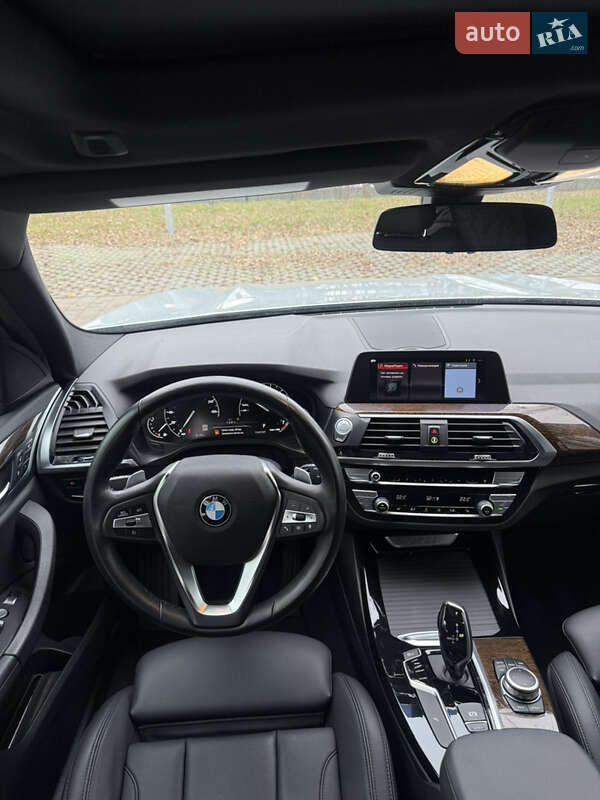 BMW-12