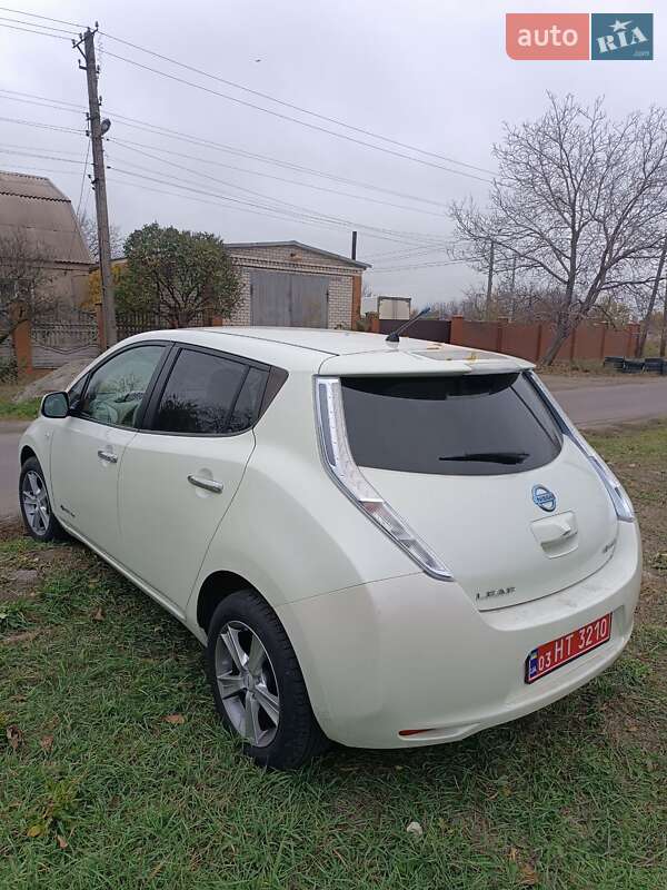 Nissan Leaf 2012