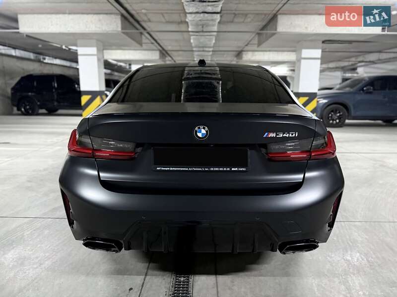 BMW-4